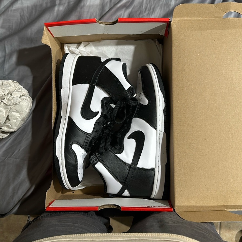 Women’s Panda high tops with red tongue only worn once